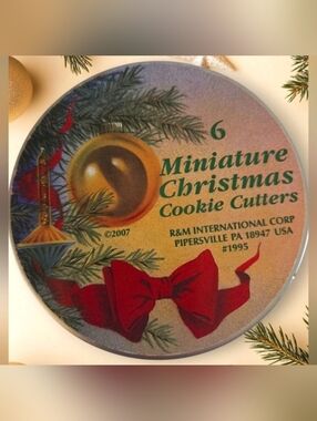 6 Miniature Christmas Cookie Cutters